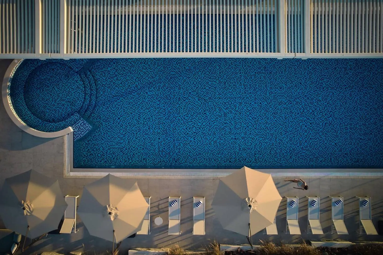 Apartment In Novotel Jvt Hotel Comfort For 4 Guests Dubai